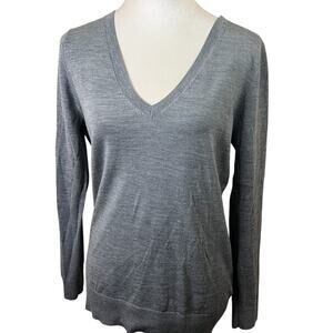 Banana Republic | 100% Merino Wool | V-Neck Sweater Gray Large | Preppy Classic